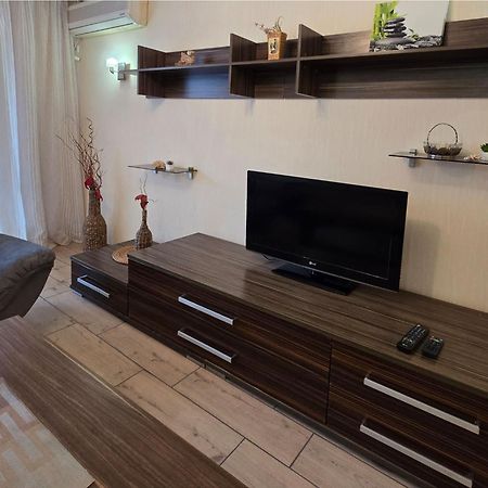 Home Hotel Apartments On Kontraktova Ploshcha Kiev Exterior foto