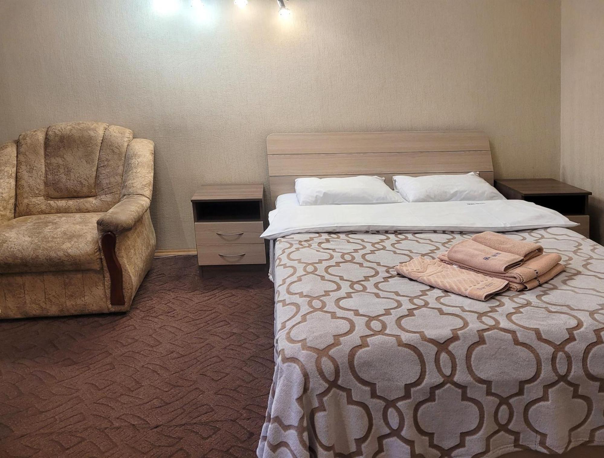 Home Hotel Apartments On Kontraktova Ploshcha Kiev Exterior foto