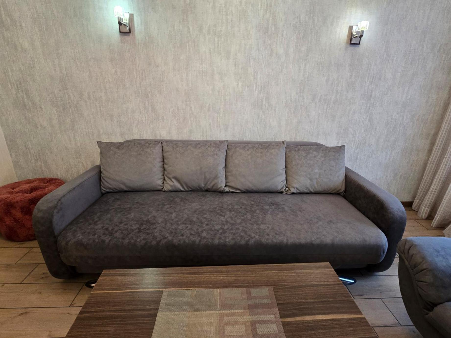 Home Hotel Apartments On Kontraktova Ploshcha Kiev Exterior foto