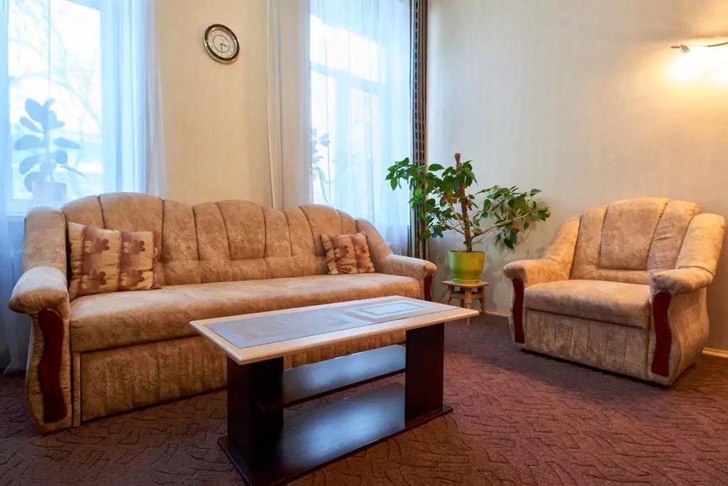 Home Hotel Apartments On Kontraktova Ploshcha Kiev Exterior foto